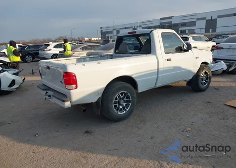 2000 Ford Ranger Xl/Xlt z USA, uszkodzony, nr VIN 1FTYR10C8YPB51034